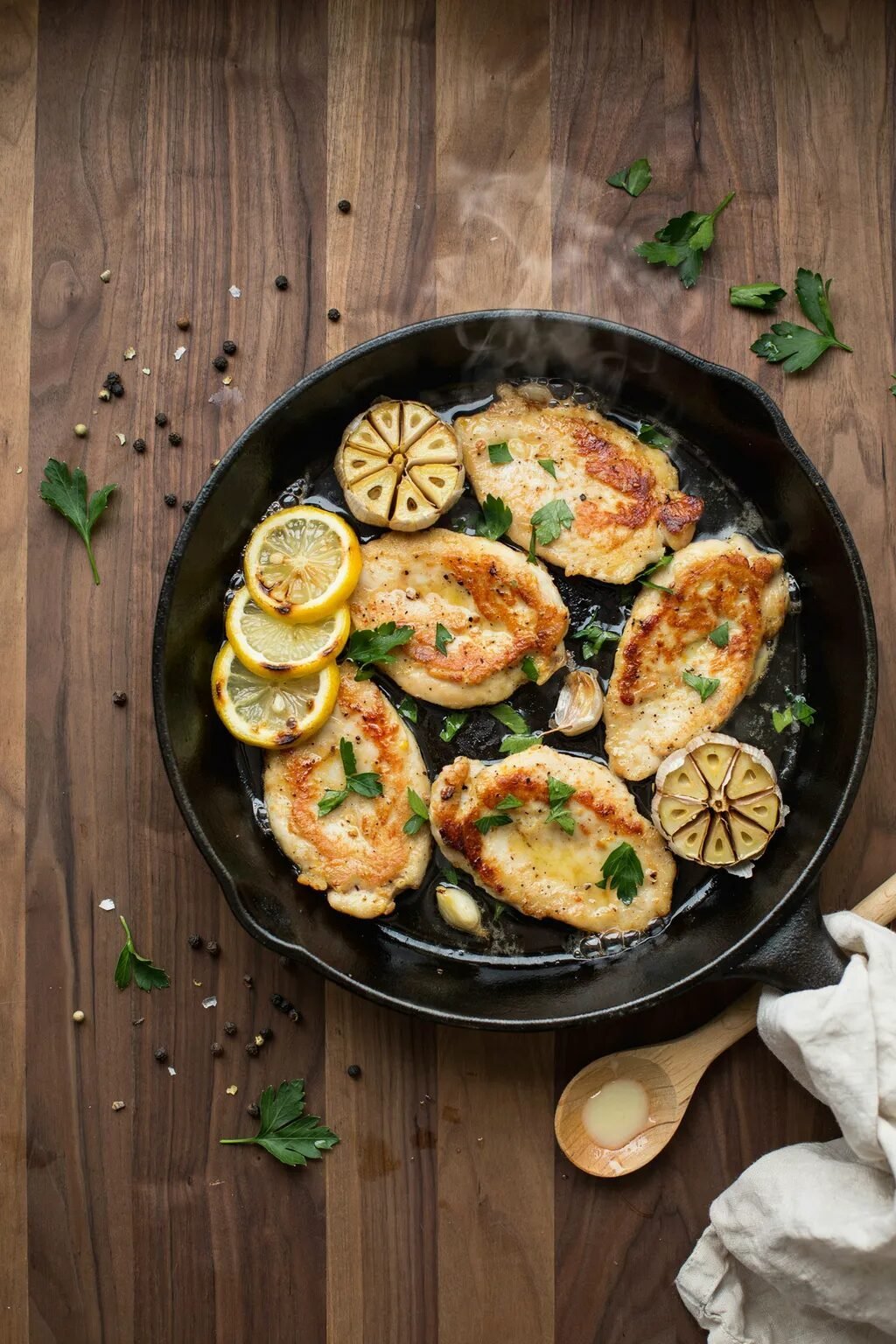 Lemon Garlic Skillet Chicken