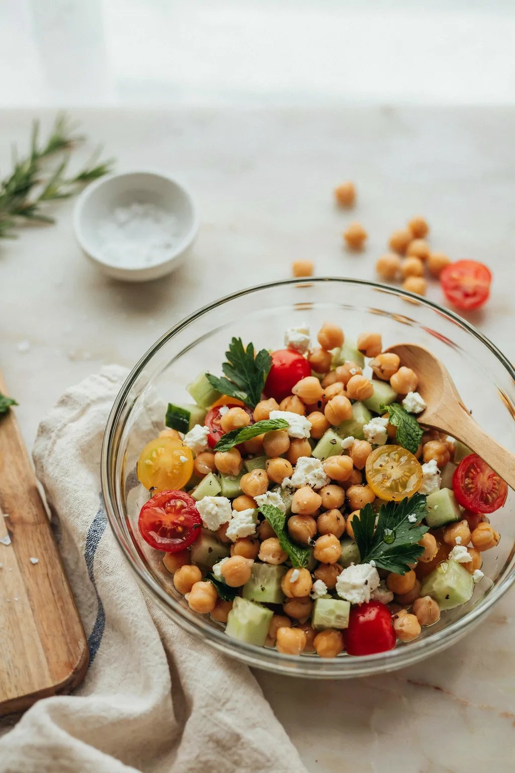 Mediterranean Chickpea Salad