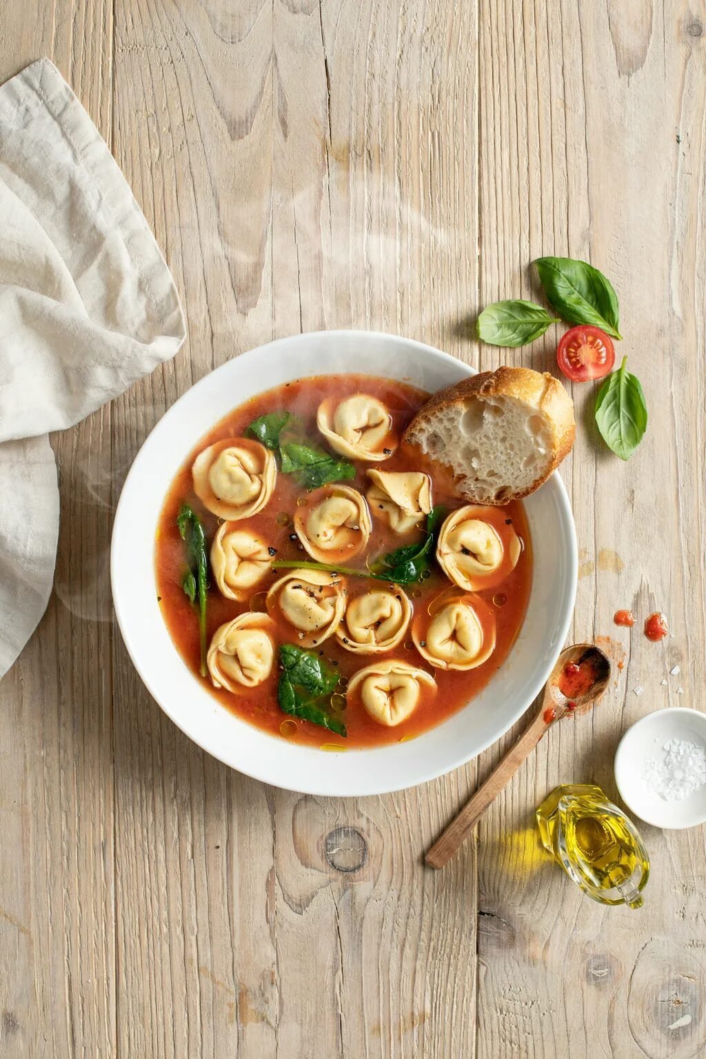 Tuscan Tortellini Soup